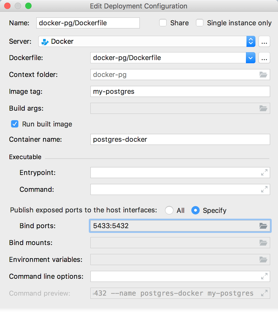 バインドポートを使用したEdit デプロイ Configurationダイアログ The Edit Deployment Configuration dialog with bind ports