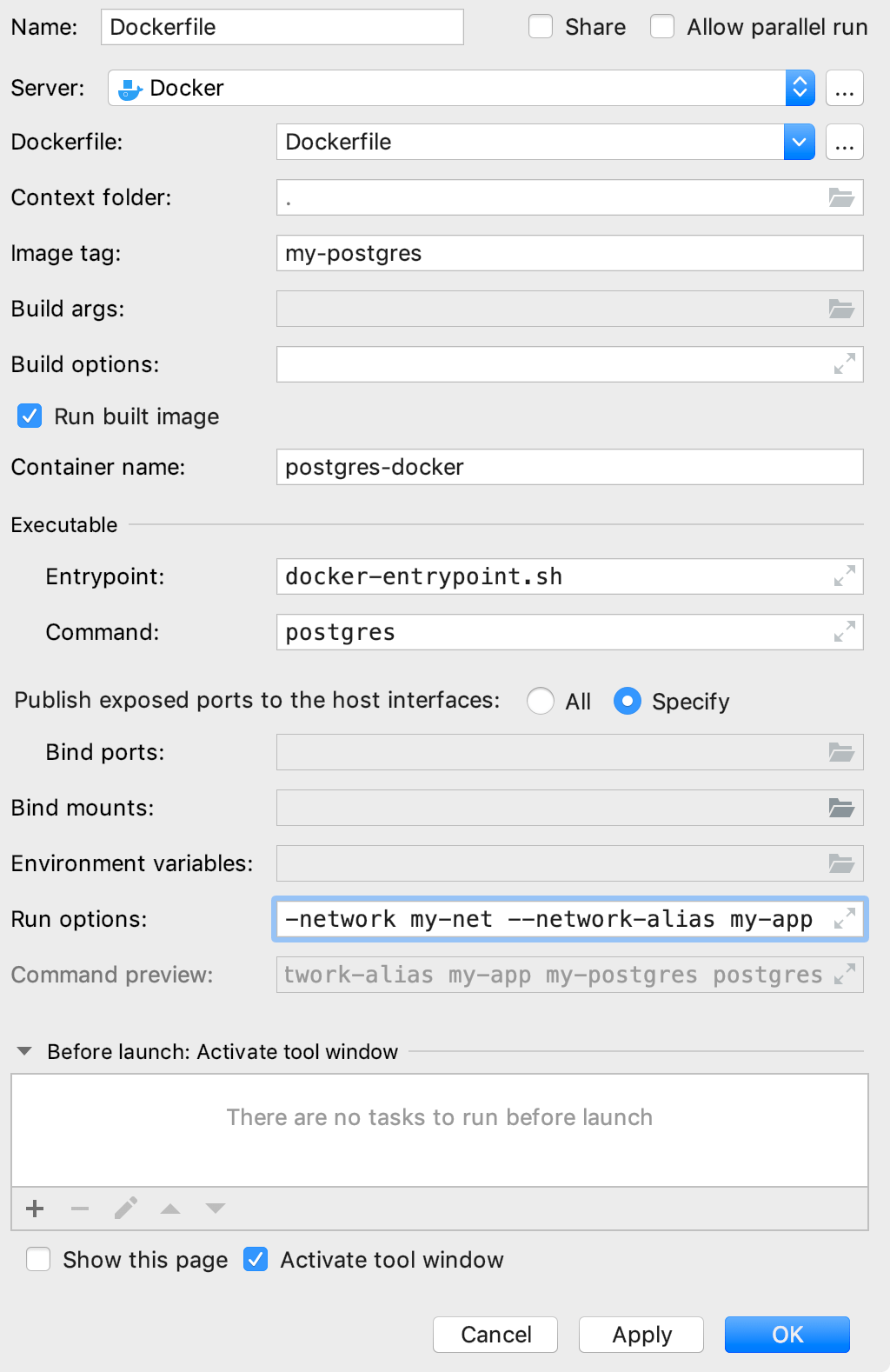コマンドラインオプションを使用したEdit デプロイ Configurationダイアログ The Edit Deployment Configuration dialog with command-line options